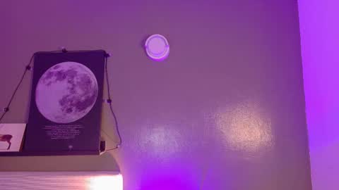 Kendra  online show from November 14, 10:25 am