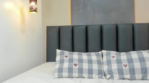 A N N A   V O S S  online show from November 12, 11:43 am