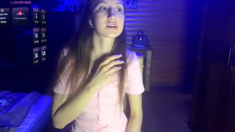 Ashley Cooper online show from November 2, 5:15 pm