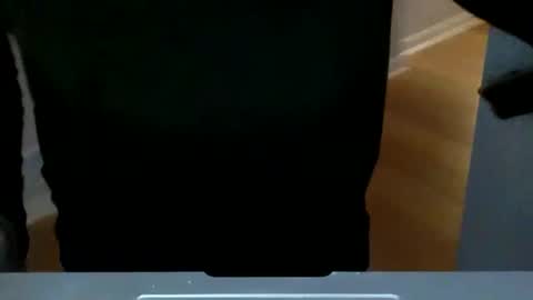 Snapshot of andees222 chatting on December 18, 10:24 pm Andees222 online show from December 18, 10:24 pm