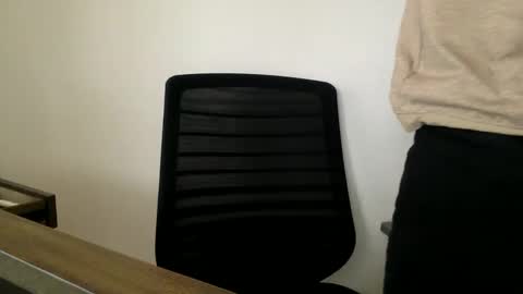 Snapshot of andees222 chatting on January 27, 6:09 pm Andees222 online show from January 27, 6:09 pm