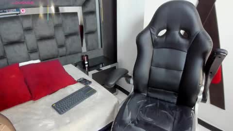 andiejones online show from September 16, 1:34 pm