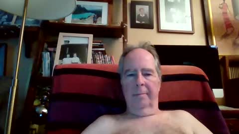 Snapshot of andre6045 chatting on November 21, 7:01 pm andre6045 online show from November 21, 7:01 pm