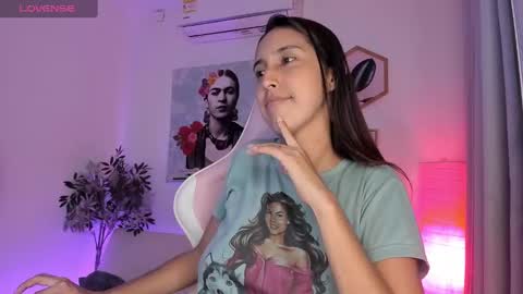 A l e online show from January 15, 12:30 am