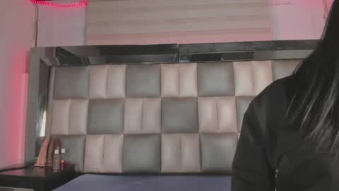 andrea_brunette_ online show from November 11, 3:28 am