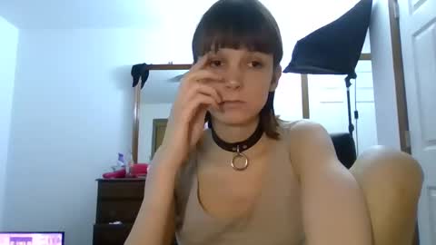 andrea online show from December 4, 3:26 am