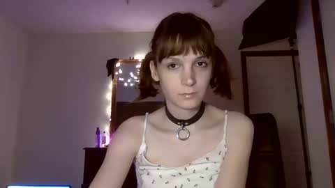 andrea online show from December 14, 3:40 am