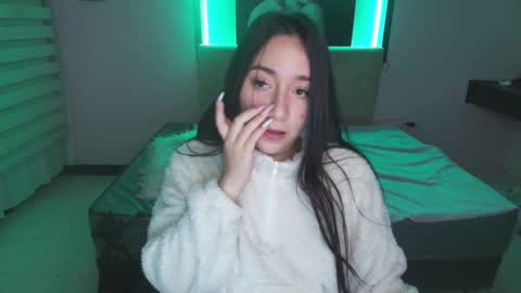 Andrea Ramos online show from February 27, 7:34 am