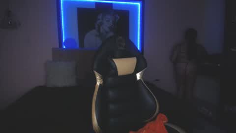 Andrea Ramos online show from October 18, 8:42 pm