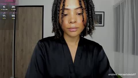 Snapshot of andrearboleda chatting on December 1, 4:29 pm Andrea online show from December 1, 4:29 pm