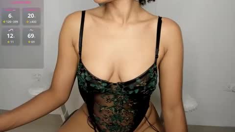 Snapshot of andrearboleda chatting on October 27, 11:58 am Andrea online show from October 27, 11:58 am