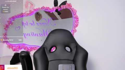 Snapshot of andrearoux chatting on January 20, 5:06 pm Andrea online show from January 20, 5:06 pm