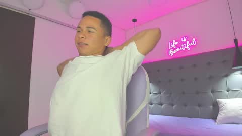 IM ANDRES online show from November 23, 3:06 am