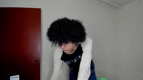 andreu_777 online show from November 21, 2:43 am