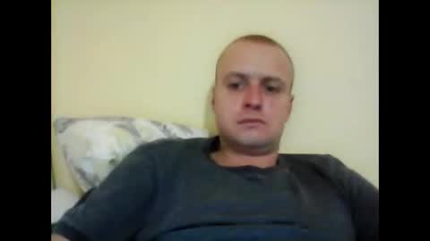 Snapshot of andrew3356577 chatting on October 26, 3:40 pm andrew3356577 online show from October 26, 3:40 pm