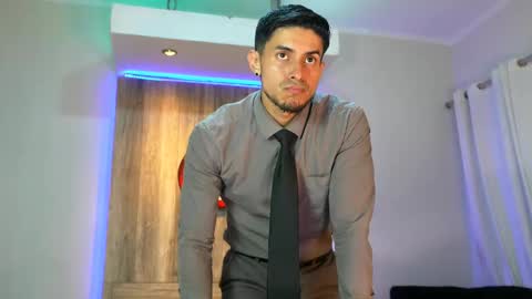 Andrew online show from February 22, 2:06 am