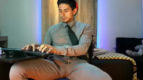 Andrew online show from September 9, 5:07 am