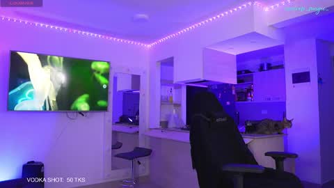 Snapshot of andrew_magic chatting on September 11, 3:50 am --- online show from September 11, 3:50 am