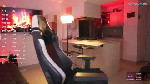 Snapshot of andrew_magic chatting on September 19, 5:20 am --- online show from September 19, 5:20 am