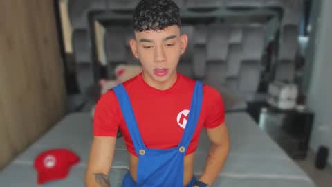 Andrew M. online show from September 24, 9:07 pm