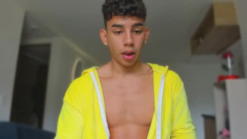 Andrew M. online show from October 1, 5:19 pm