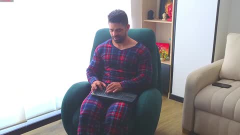 Snapshot of andrewfame chatting on January 11, 2:58 pm Andrew online show from January 11, 2:58 pm