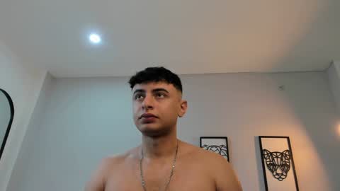 Andrewlamar21 online show from January 17, 1:35 pm