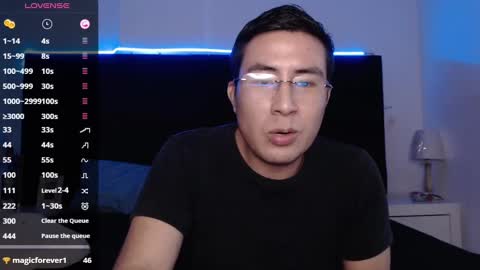 andrewmhilton_ online show from January 10, 4:12 am