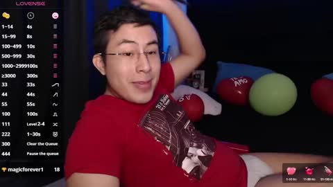 andrewmhilton_ online show from February 22, 2:17 am