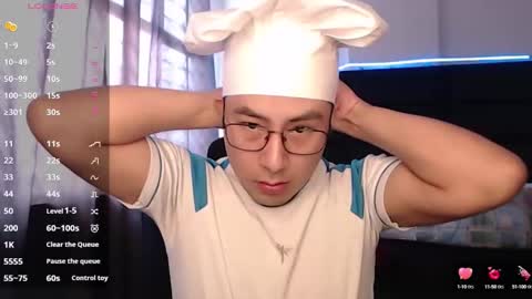 andrewmhilton_ online show from September 23, 6:55 pm