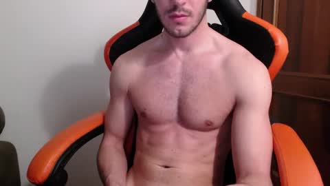 Snapshot of andrewyy34 chatting on March 8, 10:54 am Andrea online show from March 8, 10:54 am