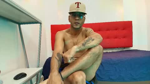   online show from September 11, 7:47 pm