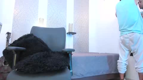   online show from September 14, 7:24 pm