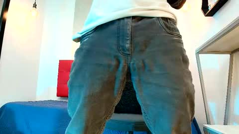   online show from October 8, 8:39 pm