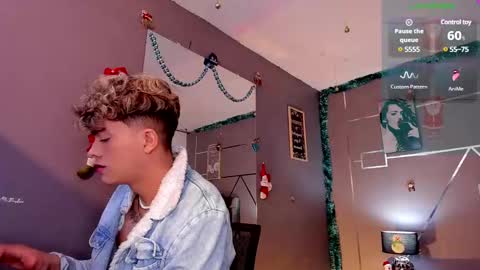      online show from December 22, 1:11 pm