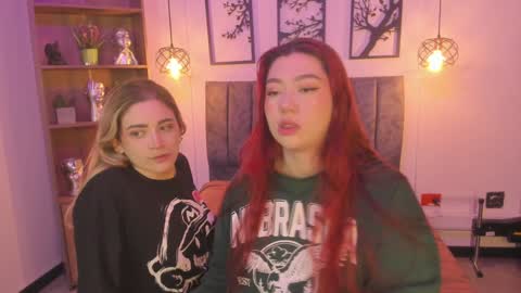 andy_and_emma online show from December 9, 12:51 pm