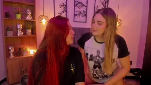 andy_and_emma online show from December 11, 12:55 pm