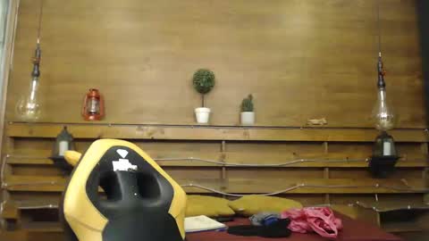 andy online show from November 14, 7:23 pm