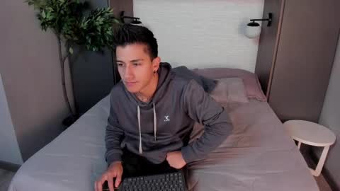 Andy Joy  online show from February 20, 10:27 am