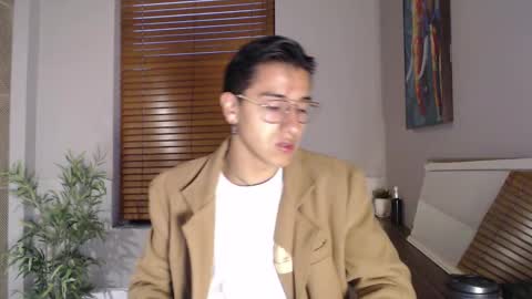 Andy Joy  online show from November 27, 11:56 am