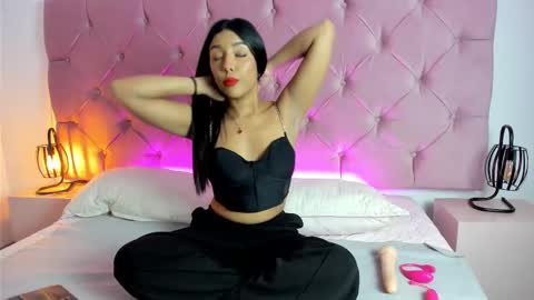 Snapshot of andysaenzz chatting on March 8, 12:41 pm AndySaenzz online show from March 8, 12:41 pm