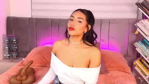 Snapshot of andysaenzz chatting on October 29, 2:47 am AndySaenzz online show from October 29, 2:47 am