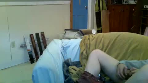 Snapshot of aneoakley chatting on November 18, 7:07 pm aneoakley online show from November 18, 7:07 pm