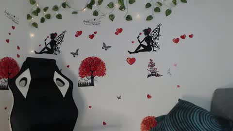 Angel Curl online show from January 14, 7:00 pm