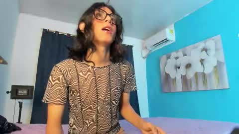 Angel of your dreams online show from September 14, 2:44 am