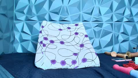 Snapshot of angel_red77 chatting on November 20, 8:19 pm angel red77 online show from November 20, 8:19 pm