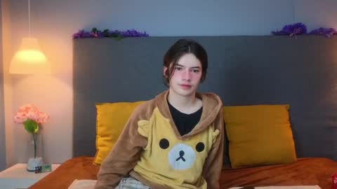 Angel online show from January 12, 3:49 am