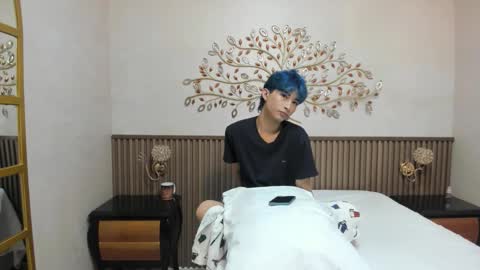 Angel  online show from November 17, 1:44 am