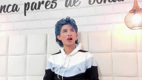 Angel  online show from November 27, 9:39 pm