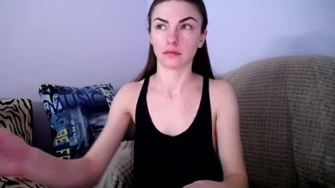 Zoe online show from January 13, 8:05 am